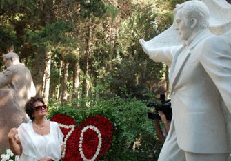 «Heydər Əliyev deyirdi ki, Tamara, sən bizim gəlinimizsən»