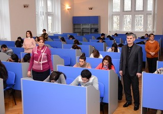 Dövlət Pedaqoji Universitetinin qış imtahan sessiyasından reportaj