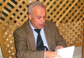 Firuz Mustafanın hekayələri