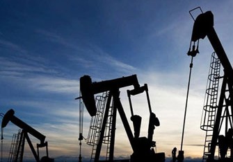 Rusiya neft hasilatını artırır