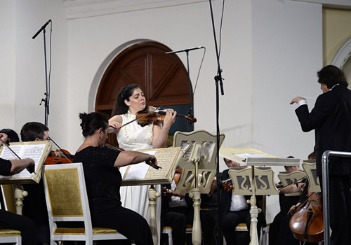 Üzeyir Hacıbəyli VIII Beynəlxalq Musiqi Festivalının yekun konserti maraqla qarşılanıb