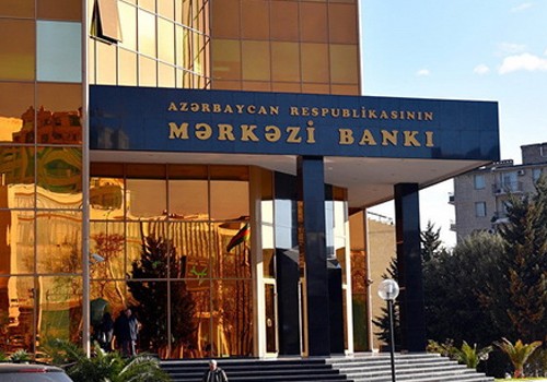 Dolların məzənnəsi 1,68 manata yaxınlaşır