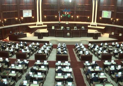 Parlament Vergi Məcəlləsinə 200-dən çox dəyişikliyi qəbul edib