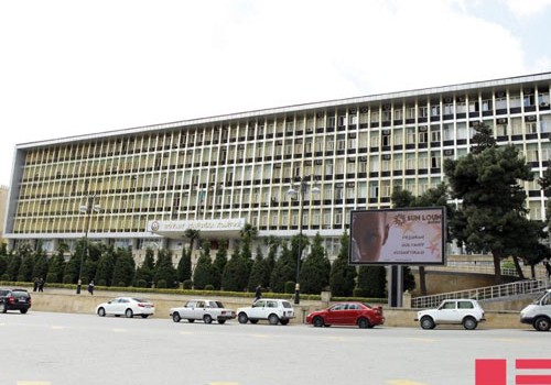 Ötən il Azərbaycan iqtisadiyyatı 3,8% azalıb