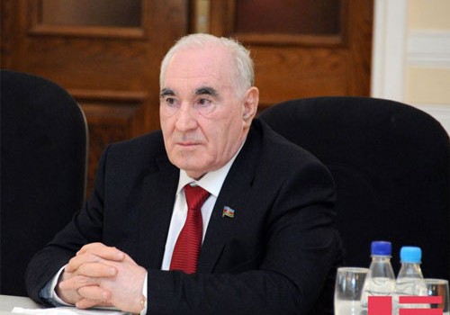 Fəttah Heydərov: “Prezidentin məcburi köçkünlərə diqqəti göz önündədir”