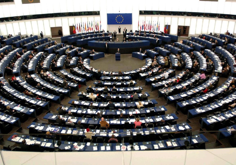 Avropa Parlamenti 3 deputatının qondarma rejimin "referendum"unda müşahidəçiliyini pisləyib