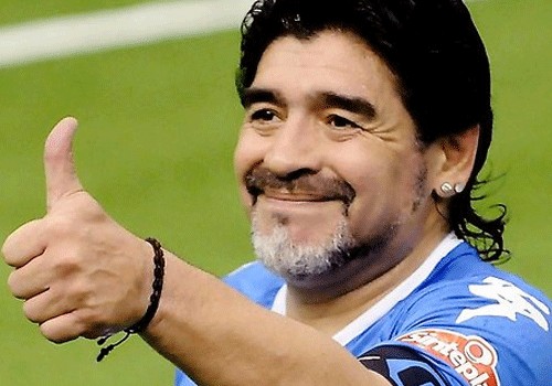 Maradona ərəblərin yanına qayıtdı