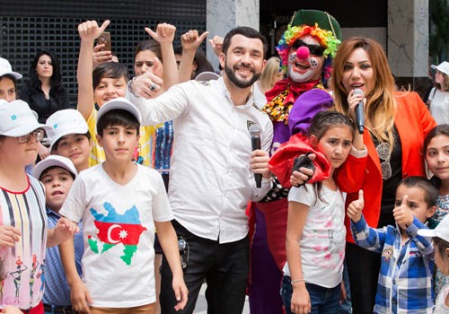 Səlim Abbasov uşaqların müdafiə günündə kimsəsiz uşaqların yanında olub - Fotolar