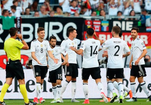 Futbol üzrə dünya çempionatı: Almaniyadan yeddi cavabsız qol