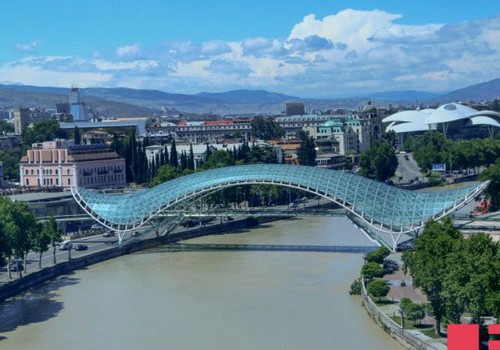 Tbilisi sakinlərinin 92%-i Gürcüstanın iqtisadi böhranda olduğunu düşünür