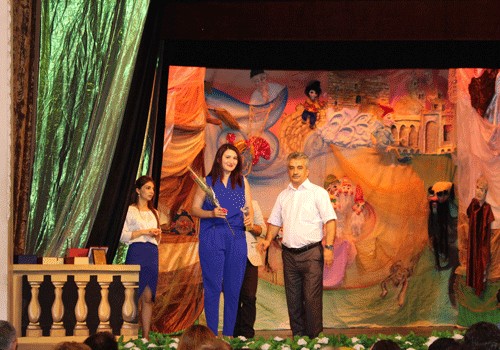 “Kaspi”-nin əməkdaşı Kukla Teatrının mükafatına layiq görülüb