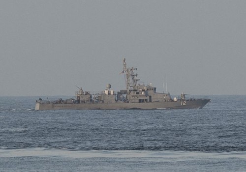 İran və ABŞ donanmaları yenidən üz-üzə gəlib