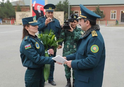 Sərhədçilərin ilk və yeganə qadın pilotu - Fotolar