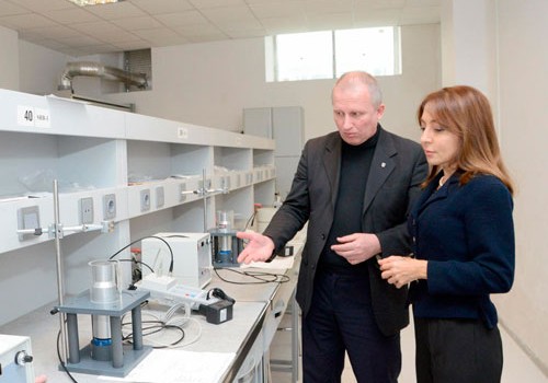M.V.Lomonosov adına MDU-nun Bakı filialında yeni “Atom və nüvə fizikası” laboratoriyası yaradılıb