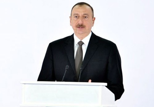 Prezident Əlahiddə Ümumqoşun Ordusunun hərbi hissəsindəki Təlim-Tədris Mərkəzi ilə tanış olub