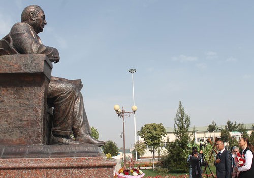 Özbəkistanın Margilan şəhərində Azərbaycan-Özbəkistan ədəbi-mədəni əlaqələrinə dair tədbir keçirilib