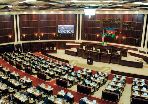 Deputatlar bu gün toplaşır - Nələr müzakirə olunacaq?