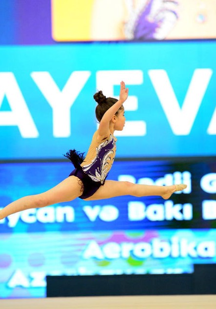 Bədii gimnastika üzrə Azərbaycan və Bakı birinciliyinin son günü başlayıb