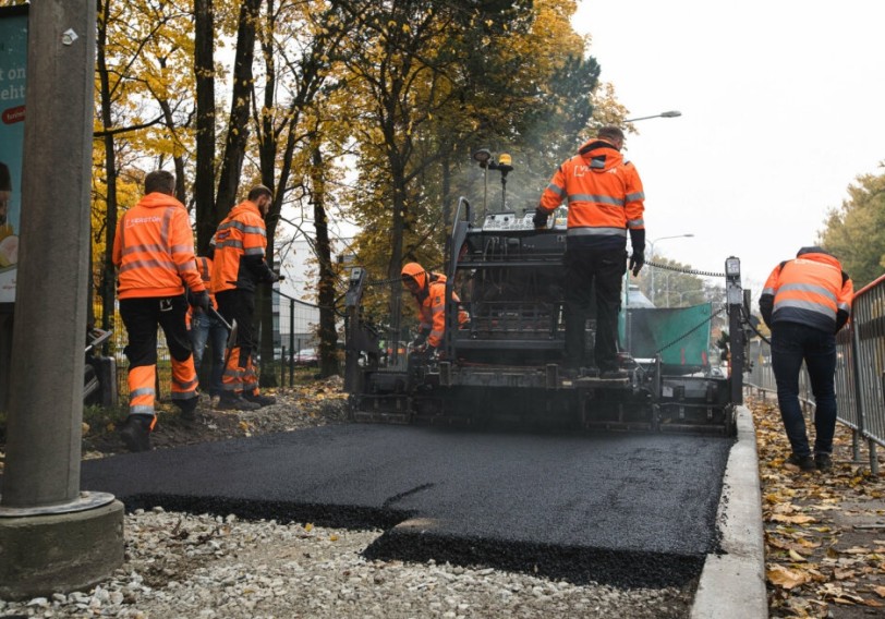 Tallində Avropada ilk dəfə plastik tullantılardan yol çəkilib