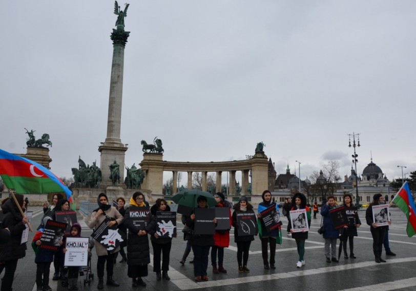 Budapeştdə “Xocalı qadınları ədalət istəyir” adlı yürüş təşkil olunub