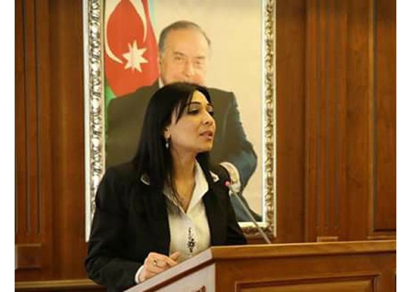 Azərbaycan qadını cəmiyyətimizin tərəqqisində müstəsna rol oynayır