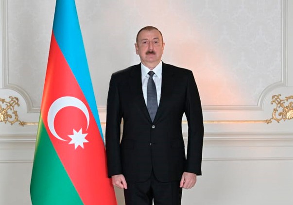 Prezidentə yazırlar: “Azərbaycan xalqı Sizinlədir”
