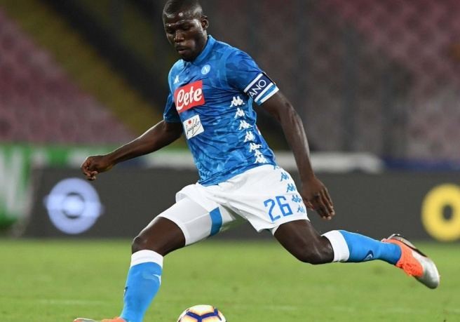 "Napoli" dörd oyunçunun transferindən 200 milyon avro qazanmaq istəyir