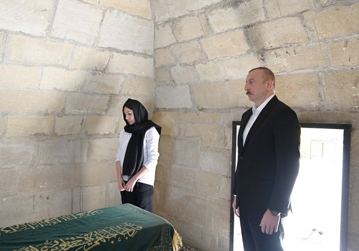 Prezident İlham Əliyev Şamaxıda Pirsaat Baba ziyarətgahının yenidən qurulması işləri ilə tanış olub - Yenilənib