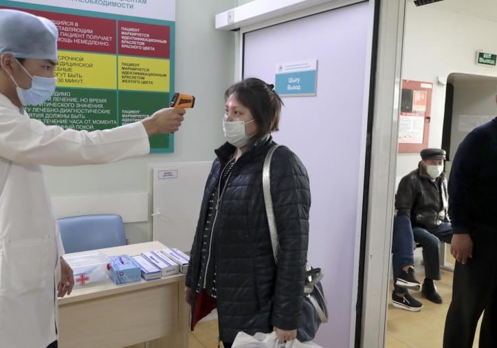Qazaxıstanda koronavirusa daha 461 nəfər yoluxub