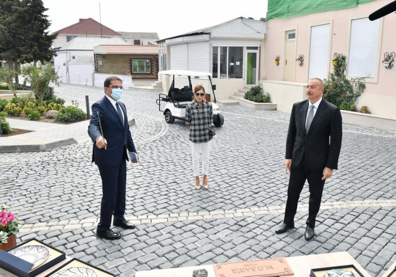 Prezident İlham Əliyev Bibiheybətdə görülən işlərlə bağlı: Ora da hazır olanda mənə deyin, gedib baxarıq