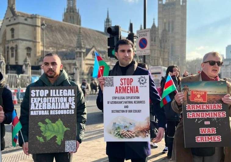 Londonda Ermənistanın Azərbaycanın faydalı qazıntı yataqlarını qanunsuz istismarına etiraz