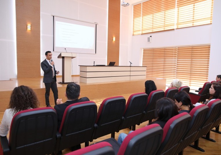 Sənaye zonaları və aqroparklar mövzusunda təlim təşkil olunub