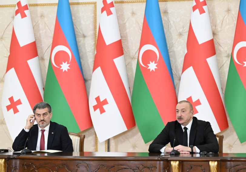 Xüsusi və nümunəvi qonşuluq