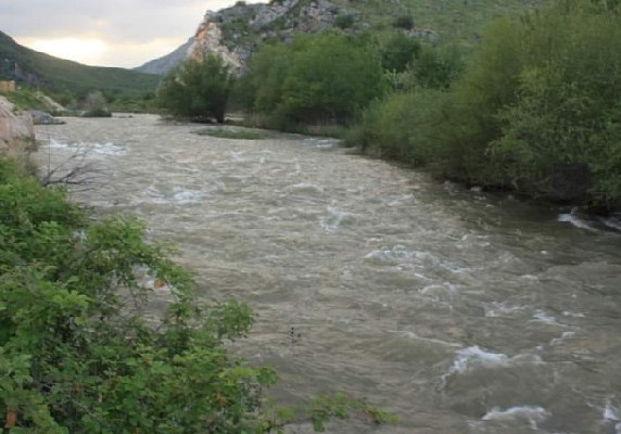 Oxçuçayın çirkləndirilməsi davam edir