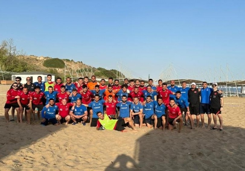 Çimərlik futbolu üzrə Azərbaycan millisi Türkiyə yığmasına qalib gəlib