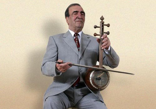 Onun kamanı oxuyurdu - ANIM