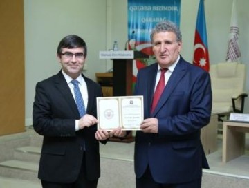 Kimyaçı alim “İstinadda rekord” diplomu ilə təltif olunub