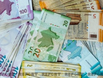 Azərbaycanın dövlət büdcəsinin gəlirləri və xərcləri 3 milyard manatdan çox artırılır