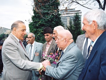 İqtisadi tənəzzüldən sosial inkişafa