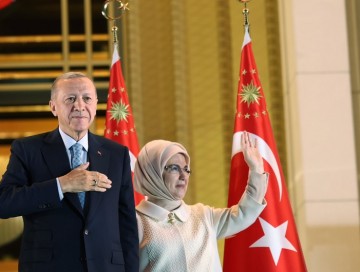 Türkiyə PA: “Ərdoğana 19 ölkənin dövlət və hökumət başçısından təbrik zəngi gəlib”
