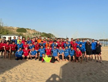 Çimərlik futbolu üzrə Azərbaycan millisi Türkiyə yığmasına qalib gəlib